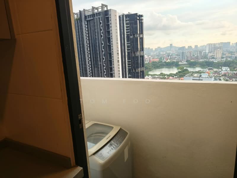 Reizz Residence untuk Untuk Disewa - RM 2,400 /bulan, Mac 2026 - Balcony - PropertyGuru.com.my