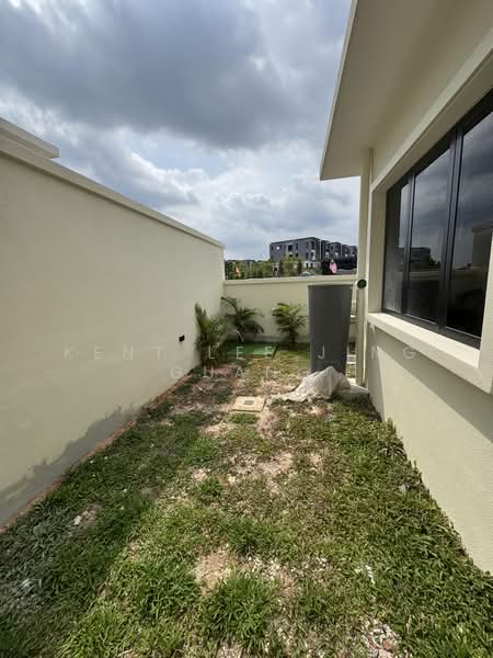 Rumah Berkembar untuk Dijual di Bandar Bukit Puchong 2 (Puchong) - Kent Lee Jing Guang - Exterior - PropertyGuru.com.my