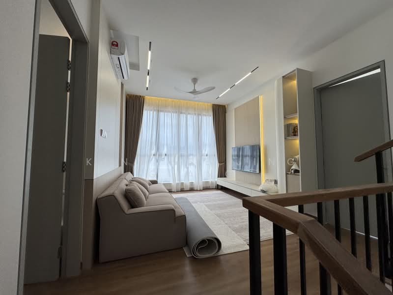 Rumah Berkembar untuk Dijual di Bandar Bukit Puchong 2 (Puchong) - Kent Lee Jing Guang - Living Room - PropertyGuru.com.my
