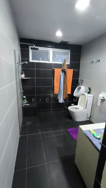 Rumah Teres 2 Tingkat untuk Dijual di Damansara Jaya (Petaling Jaya) - Eric Lim - Bathroom - PropertyGuru.com.my
