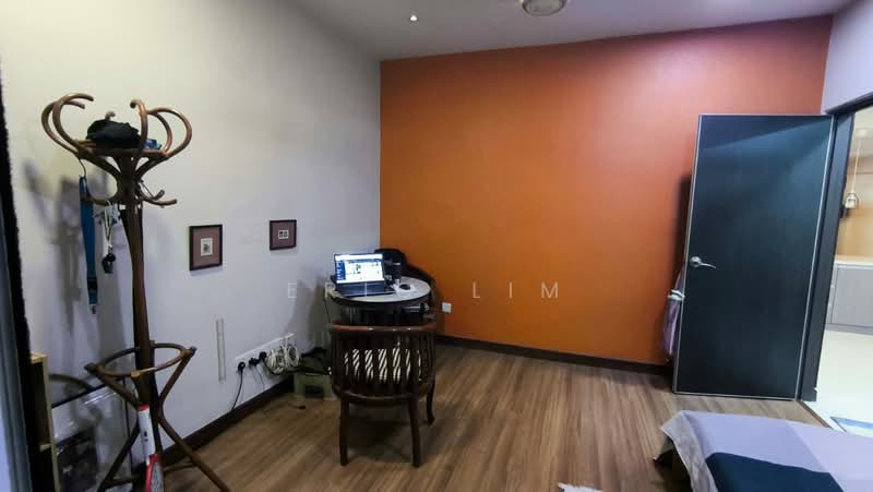 Rumah Teres 2 Tingkat untuk Dijual di Damansara Jaya (Petaling Jaya) - Eric Lim - Study - PropertyGuru.com.my