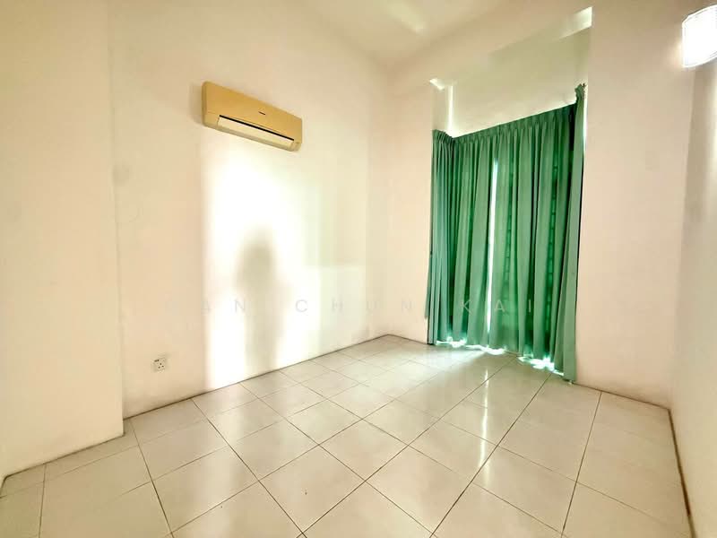 Kondominium untuk Disewa di Bayswater Resort Condominium - Gan Chun Kai - PropertyGuru.com.my