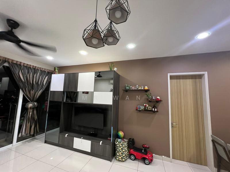 Kondominium untuk Dijual di Green Residence - Mr Wan - Living Room - PropertyGuru.com.my