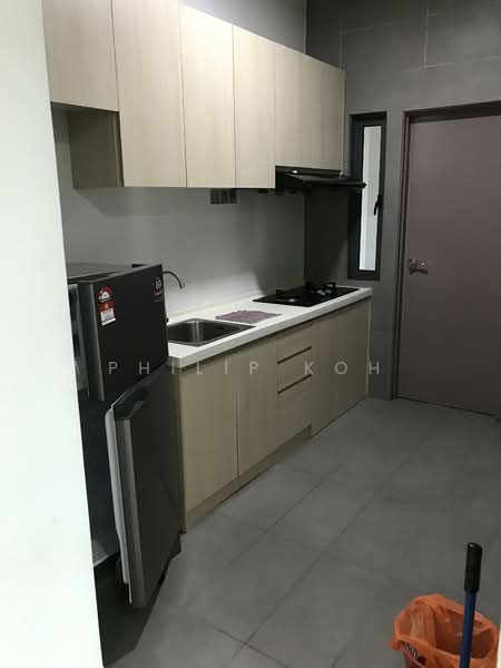 Service Residence for Sale at Amerin Residence - Philip Koh - Kitchen - PropertyGuru.com.my