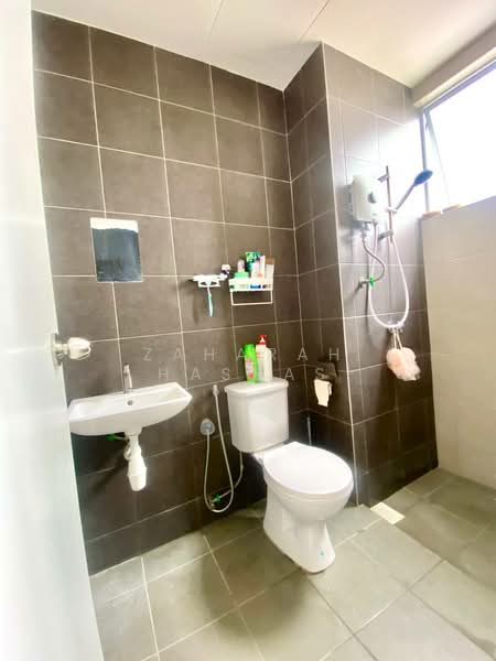 Kondominium untuk Dijual di PIXEL City Sentral - Zaharah Hasnas - Bathroom - PropertyGuru.com.my