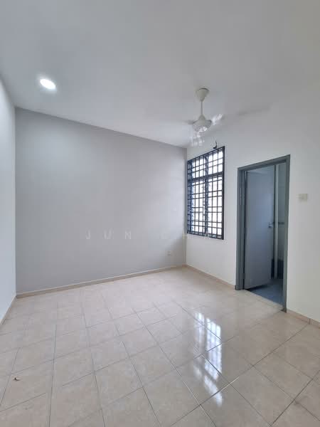 Terraced House for Rent in Seremban (Negeri Sembilan) - Jun Chai - Interior - PropertyGuru.com.my