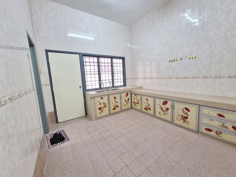 Terraced House for Rent in Seremban (Negeri Sembilan) - June Chai - Kitchen - PropertyGuru.com.my