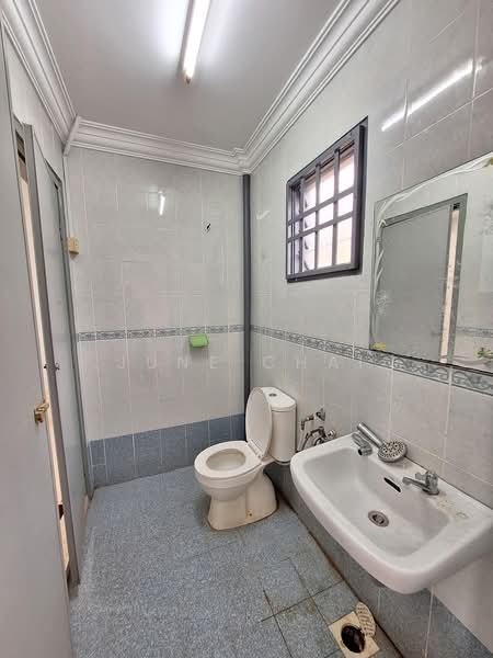 Terraced House for Rent in Seremban (Negeri Sembilan) - June Chai - Bathroom - PropertyGuru.com.my