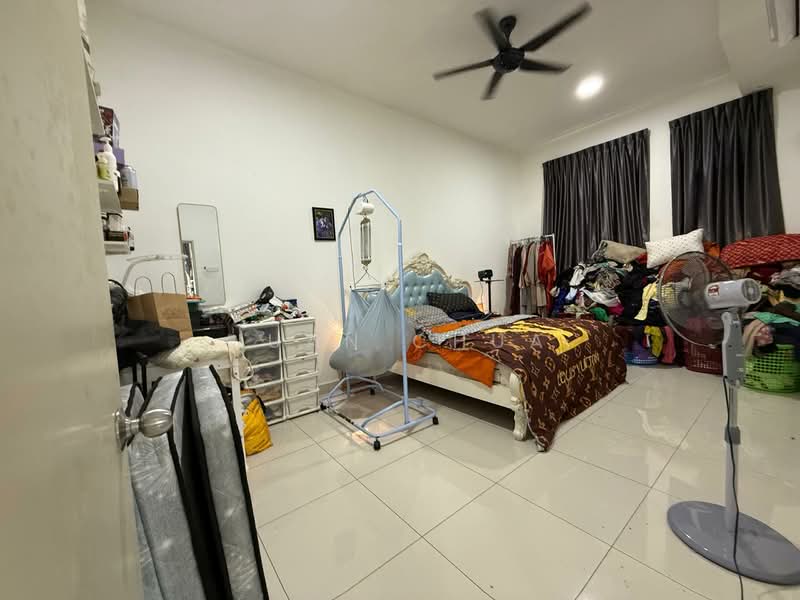 Semi-Detached House for Sale in Taman Pulai Hijauan (Skudai) - Juan Chua - Bedroom - PropertyGuru.com.my