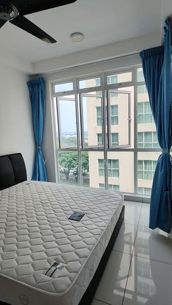 Service Residence for Sale at KSL Residence @ Daya - YC Fung - Bedroom - PropertyGuru.com.my
