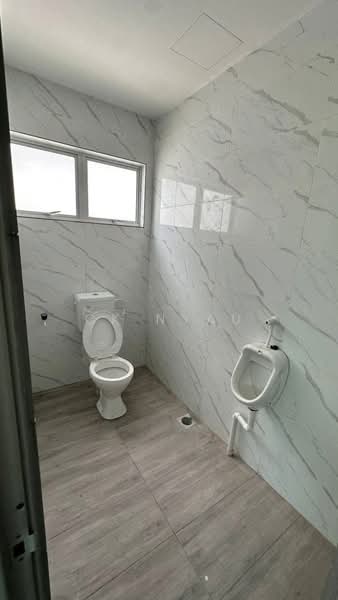 Shop / Office for Rent in Ipoh (Perak) - Ck Nyau - Bathroom - PropertyGuru.com.my
