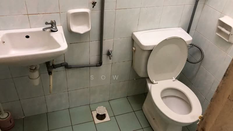 Apartment for Sale at Sri Awana Townhouse - Sow . - Bathroom - PropertyGuru.com.my