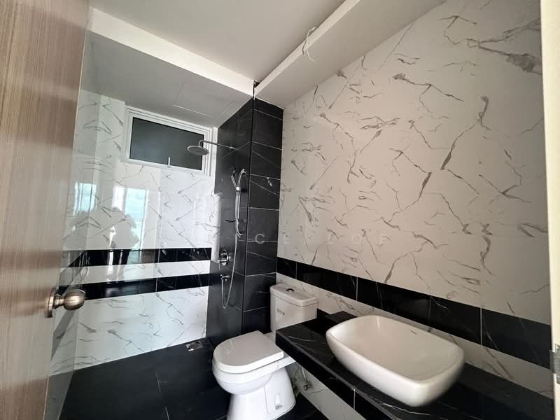 Condominium for Sale at QuayWest Residence - Eunice Loe - Bathroom - PropertyGuru.com.my