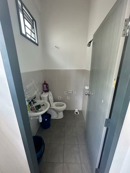2.5-storey Terraced House for Sale in Iskandar Puteri (Nusajaya) (Johor) - Lee Chin Wong - Bathroom - PropertyGuru.com.my