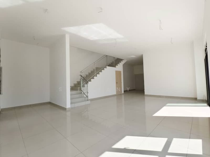 Cluster House for Sale in Johor Bahru (Johor) - Stephany . - Living Room - PropertyGuru.com.my