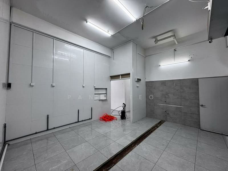 Shop for Rent in Taman Pelangi (Johor Bahru) - Pansy Teo - Interior - PropertyGuru.com.my