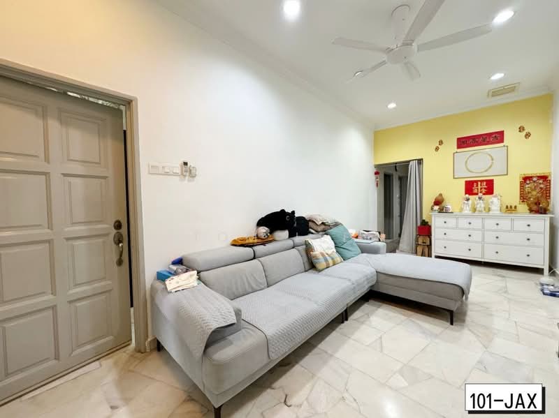 1-storey Terraced House for Sale in Bandar Bukit Raja (Klang) - Tom Lee - PropertyGuru.com.my