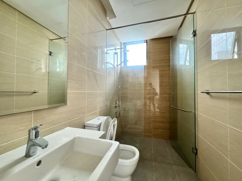 Service Residence for Sale at The Astaka @ 1 Bukit Senyum - Lynn SL - Bathroom - PropertyGuru.com.my