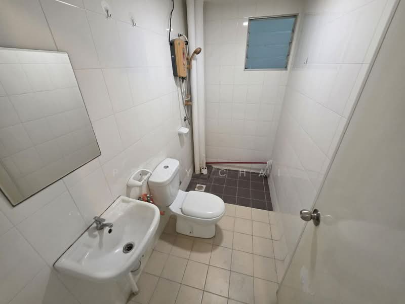 Apartment for Rent at Seri Jati - Perry Chai - Bathroom - PropertyGuru.com.my