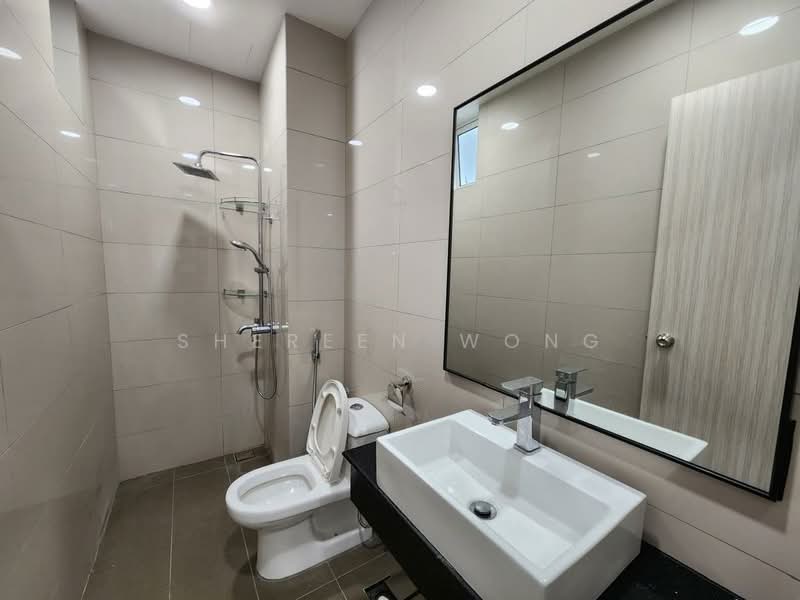 The WaterEdge (Pinggiran Air) untuk Untuk Dijual - RM 1,380,000, Mac 2026 - Bathroom - PropertyGuru.com.my