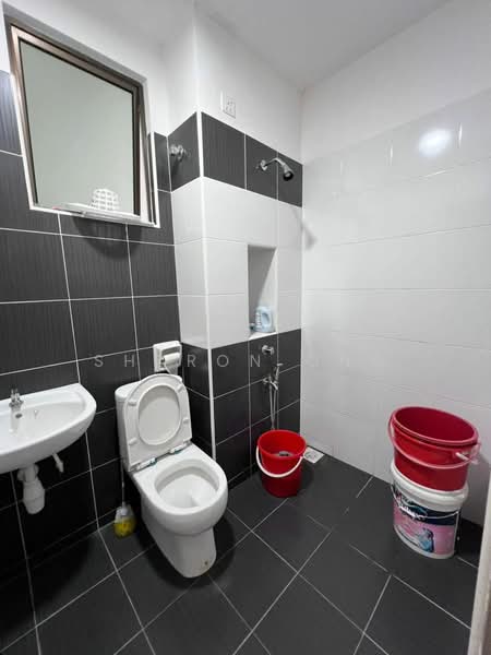 Bandar Tiram 3 untuk Untuk Dijual - RM 650,000, Apr 2026 - Bathroom - PropertyGuru.com.my