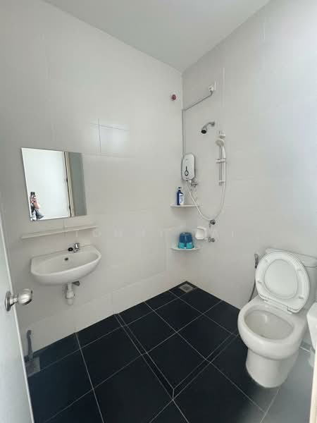 Cluster House for Sale in Setia Tropika (Johor Bahru) - Tommy Tai - Bathroom - PropertyGuru.com.my