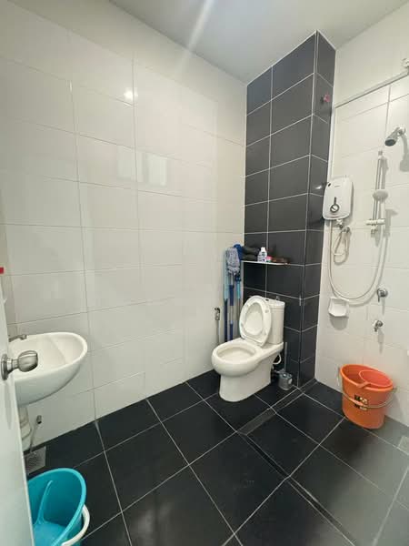 Cluster House for Sale in Setia Tropika (Johor Bahru) - Tommy Tai - Bathroom - PropertyGuru.com.my