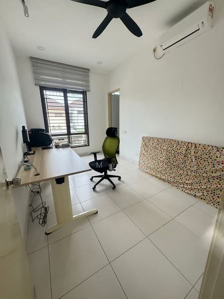 Cluster House for Sale in Setia Tropika (Johor Bahru) - Tommy Tai - Study - PropertyGuru.com.my