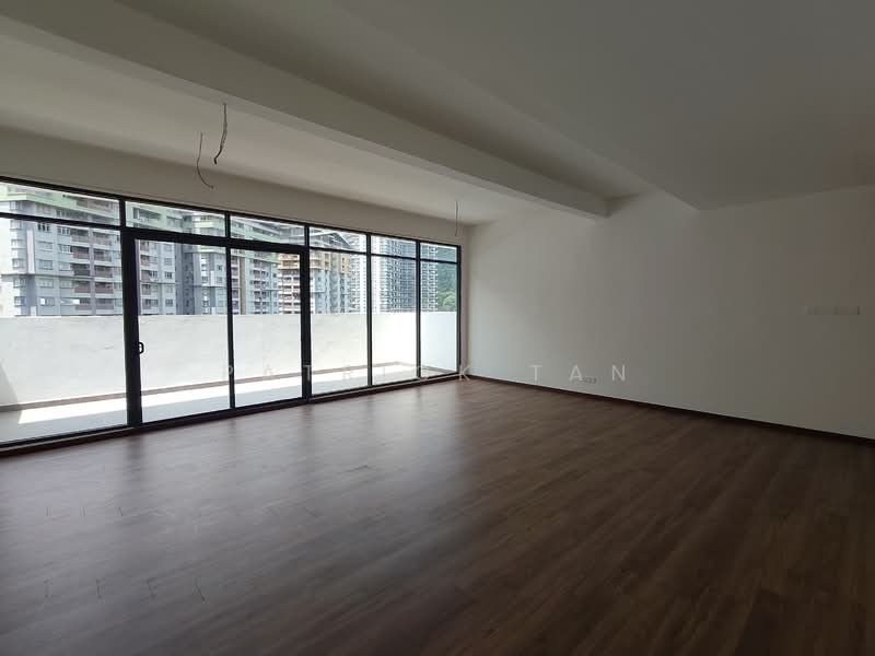 Empire Residence untuk Untuk Disewa - RM 5,000 /bulan, Mac 2026 - Balcony - PropertyGuru.com.my