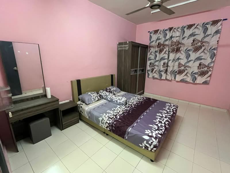 Apartment for Rent at Villa Krystal @ Bandar Selesa Jaya - Jenny Tee - Bedroom - PropertyGuru.com.my