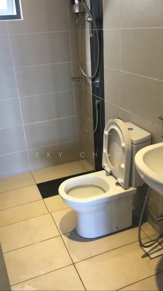 Kediaman Servis untuk Dijual di The Link 2 @ Bukit Jalil (Serviced Residences) - Sky Chan - Bathroom - PropertyGuru.com.my