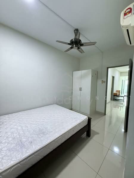 Service Residence for Sale at DK Senza - Kelly Chong - Bedroom - PropertyGuru.com.my