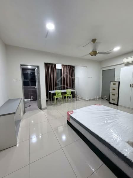 Service Residence for Sale at DK Senza - Kelly Chong - Bedroom - PropertyGuru.com.my