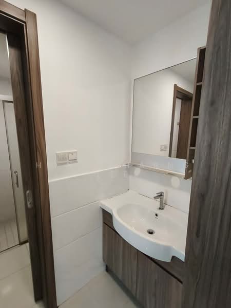 Condominium for Rent at Ataraxia Park @ Forest City - Hong Charng Lee - Bathroom - PropertyGuru.com.my