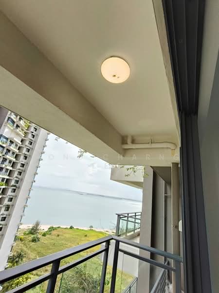 Condominium for Rent at Ataraxia Park @ Forest City - Hong Charng Lee - Balcony - PropertyGuru.com.my