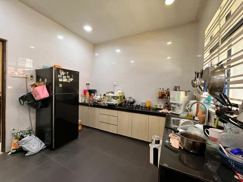 Taman Ciptaco untuk Untuk Disewa - RM 1,800 /bulan, Mac 2026 - Kitchen - PropertyGuru.com.my