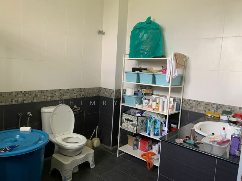 3-storey Terraced House for Sale in Jalan Klang Lama (Old Klang Road) (Kuala Lumpur) - Shimry Wong - PropertyGuru.com.my