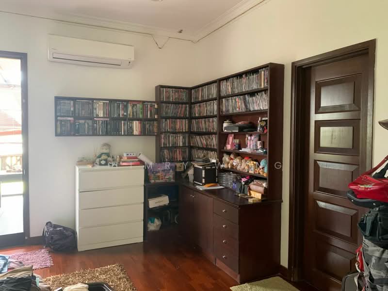 3-storey Terraced House for Sale in Jalan Klang Lama (Old Klang Road) (Kuala Lumpur) - Shimry Wong - PropertyGuru.com.my