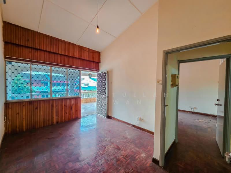 Taman Sri Reko untuk Untuk Dijual - RM 758,000, Mac 2026 - Living Room - PropertyGuru.com.my