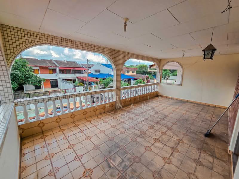 Taman Sri Reko untuk Untuk Dijual - RM 758,000, Mac 2026 - Balcony - PropertyGuru.com.my