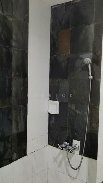 Service Residence for Sale at Ritze Perdana 1 - Patrick Tan - Bathroom - PropertyGuru.com.my