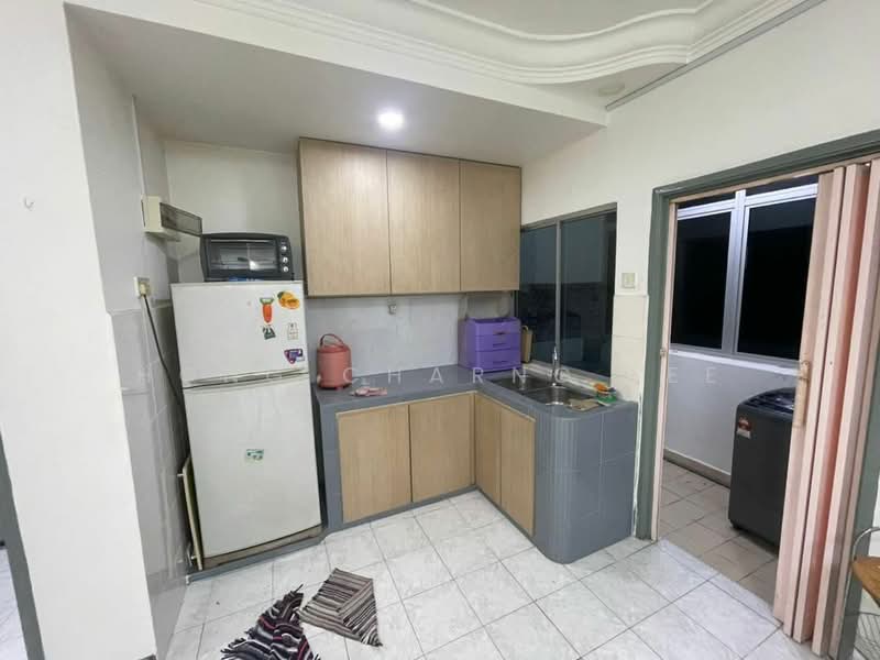 Apartment for Rent at Bistari Impian Apartment - Hong Charng Lee - Kitchen - PropertyGuru.com.my