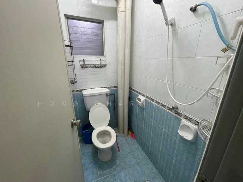 Apartment for Rent at Bistari Impian Apartment - Hong Charng Lee - Bathroom - PropertyGuru.com.my