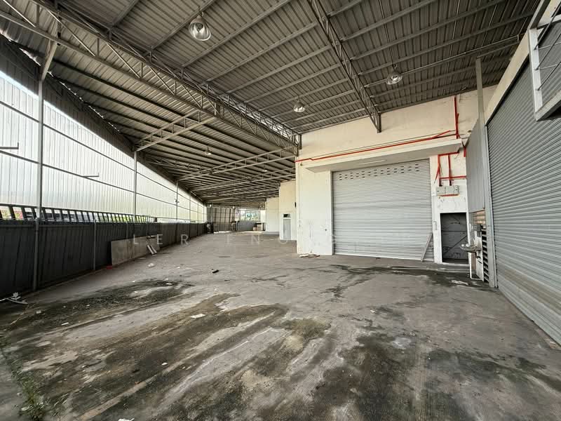 Semi-D Factory for Rent in Bandar Indahpura (Kulai) - Ler Eng Giap - Interior - PropertyGuru.com.my