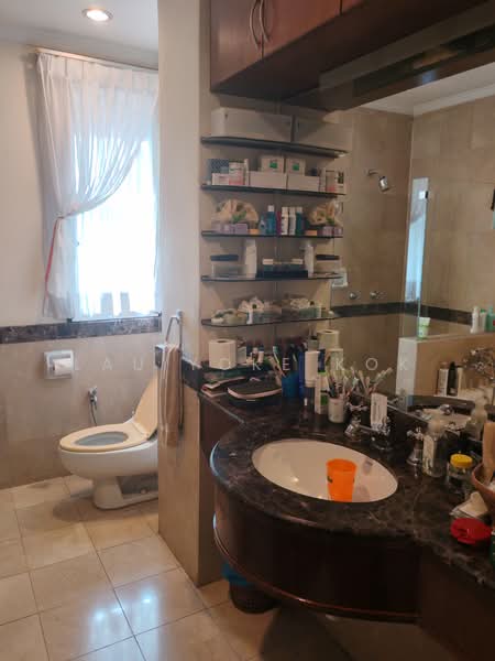 Rumah Berkembar untuk Dijual di Damansara Heights (Kuala Lumpur) - Lau Yoke Kok - Bathroom - PropertyGuru.com.my