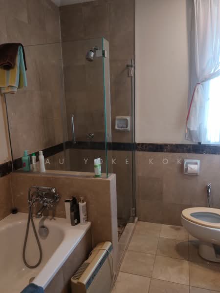 Rumah Berkembar untuk Dijual di Damansara Heights (Kuala Lumpur) - Lau Yoke Kok - Bathroom - PropertyGuru.com.my