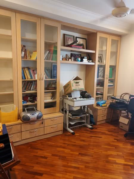 Rumah Berkembar untuk Dijual di Damansara Heights (Kuala Lumpur) - Lau Yoke Kok - Study - PropertyGuru.com.my