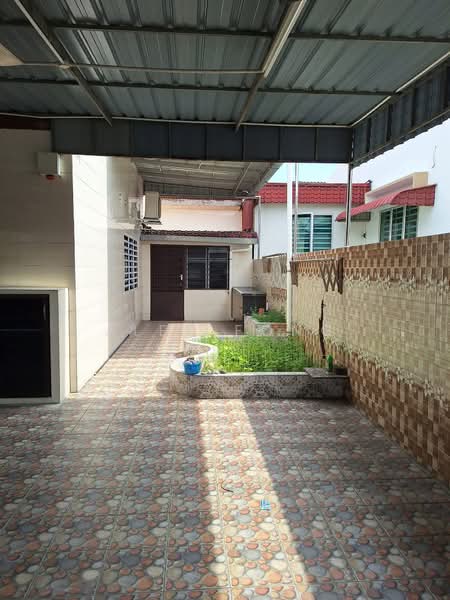 1-storey Terraced House for Sale in Ipoh (Perak) - Alex Fong - Exterior - PropertyGuru.com.my