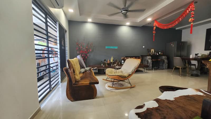 2-storey Terraced House for Sale in Kampung Padang Rokma (Chenderong Batu) - Kim Siew Pui - Living Room - PropertyGuru.com.my