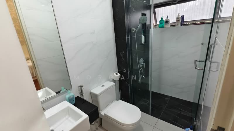 Semi-Detached House for Sale in Glenmarie (Selangor) - Morgan . - Bathroom - PropertyGuru.com.my